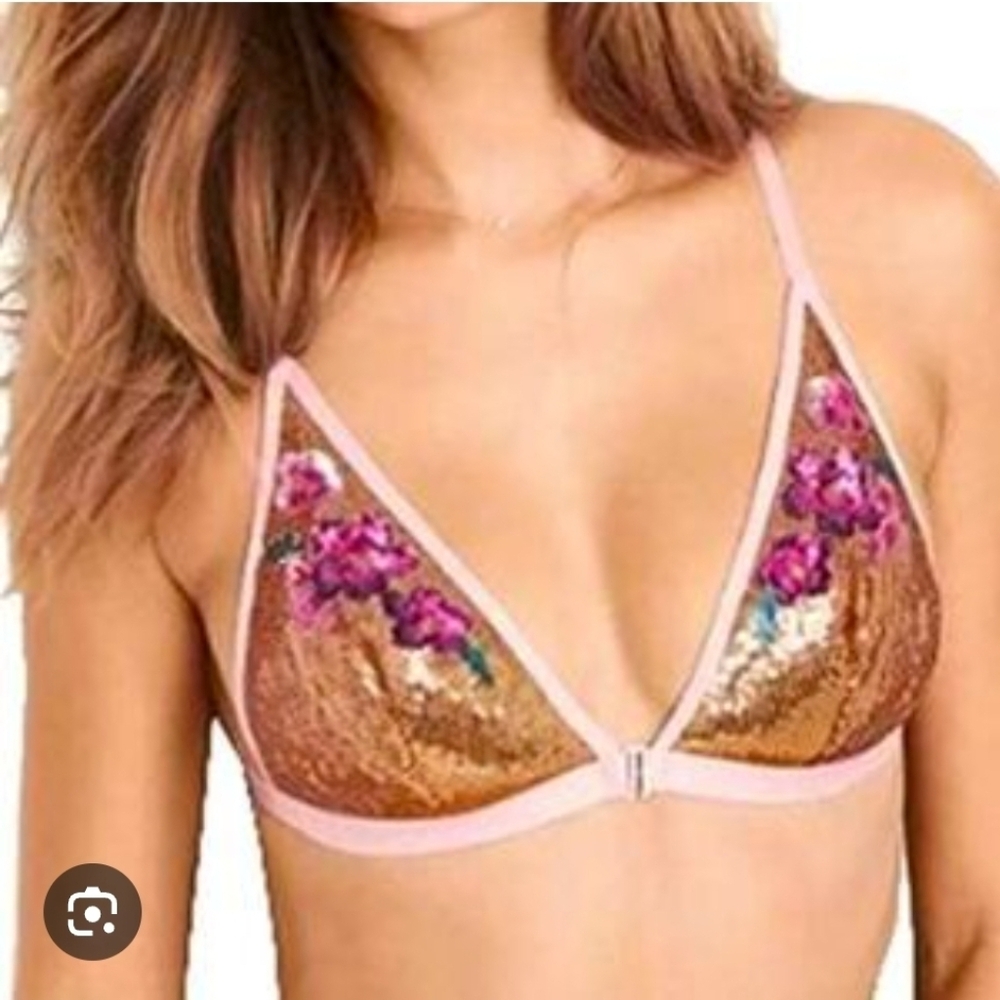 NWT Victorias Secret Sakura Rose Gold Sequined Front Close Bralette